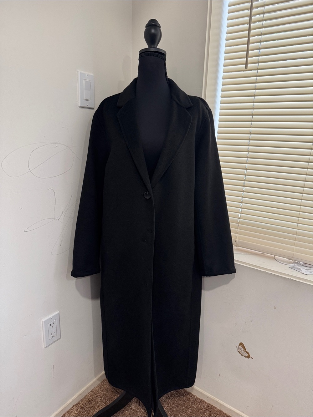 Uniqlo Classic Black Long Women's Coat
